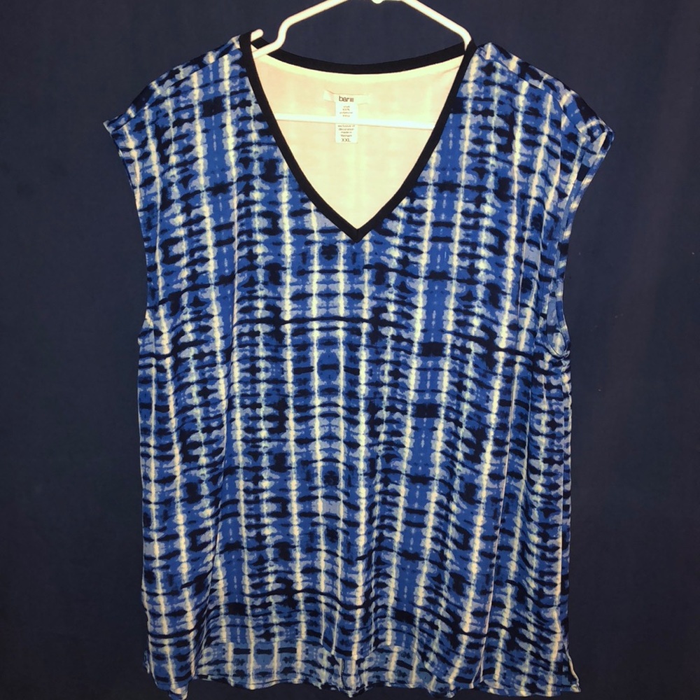 Dark blue tye dye comfy v neck mesh layered top
